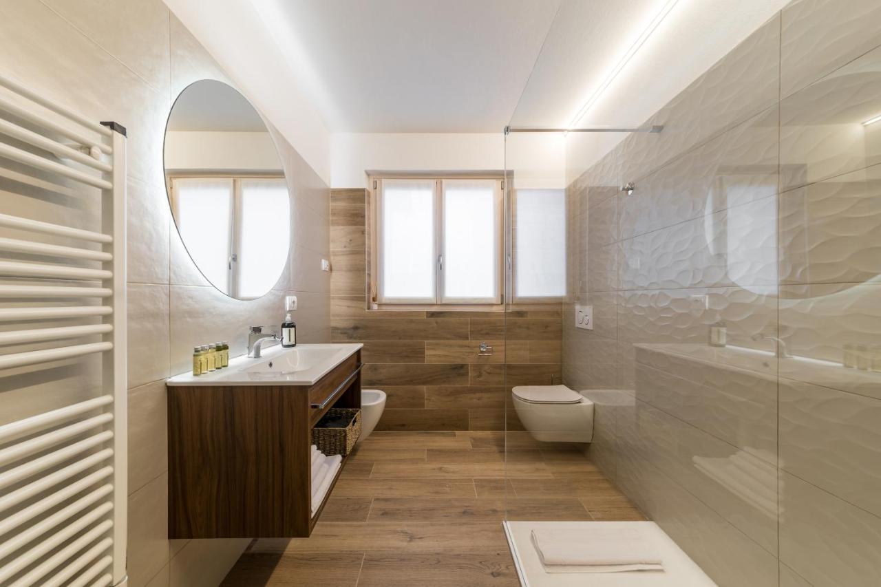 Boutique Apartments By Annalisa Torbole Sul Garda Exterior photo